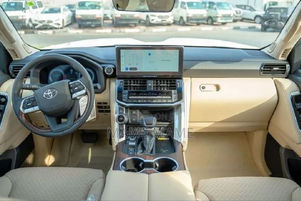 New Toyota Land Cruiser 2025 Black