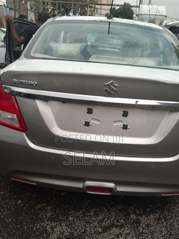 Suzuki Dzire 2022 Gray