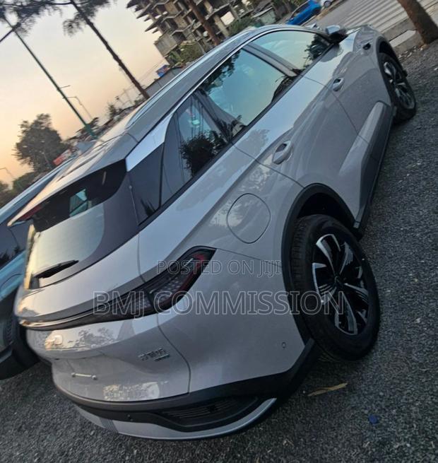 New BYD Seal DM-i 2025 White