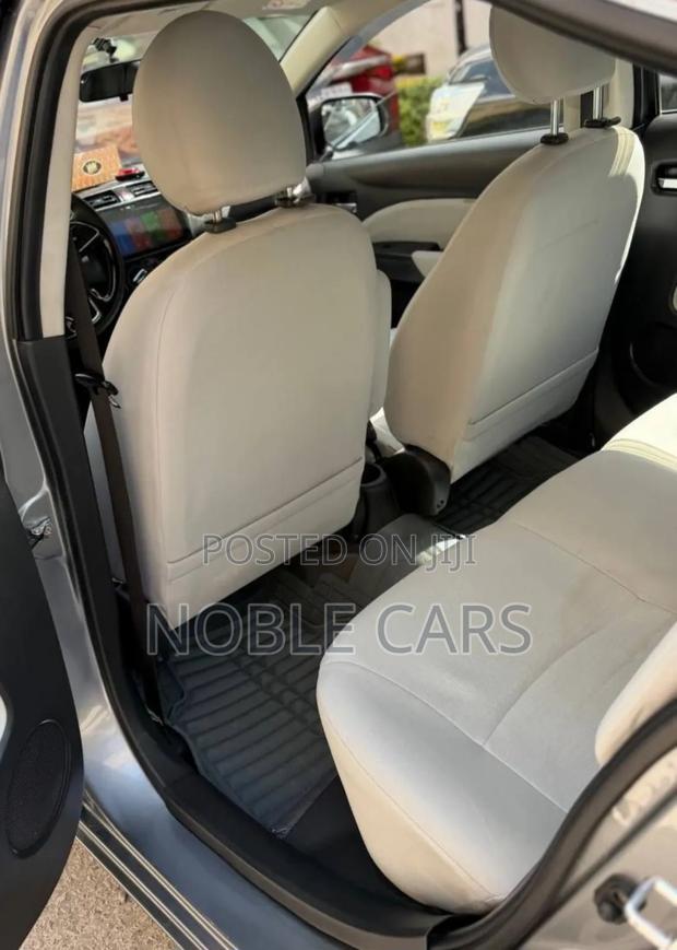 Mitsubishi Attrage 2022 Gray