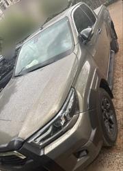 Toyota Hilux 2021 Ivory for sale