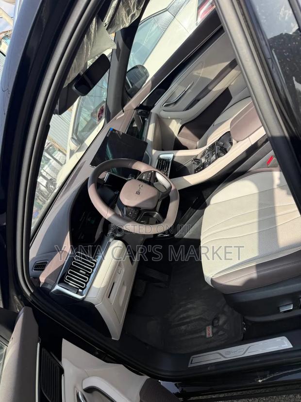 BYD Song Pro DM-i 2025