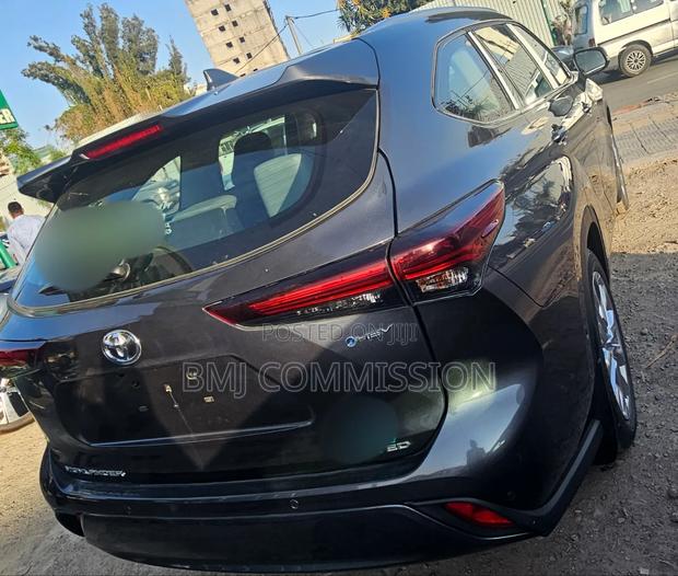 New Toyota Highlander Limited 2025 Gray
