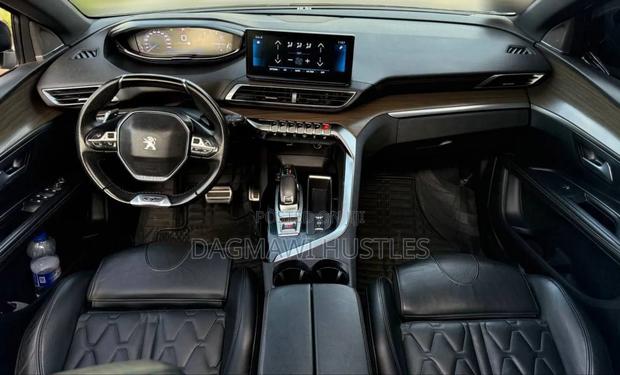 Peugeot 5008 1.2 PureTech 130 GT Line 2021 White