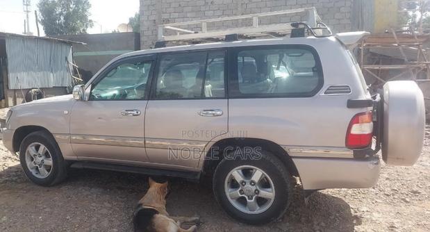 Toyota Land Cruiser 2005 Brown