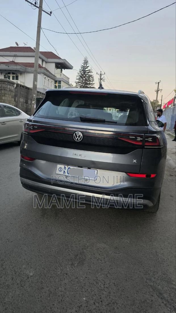 Volkswagen ID.6 2022 Gray