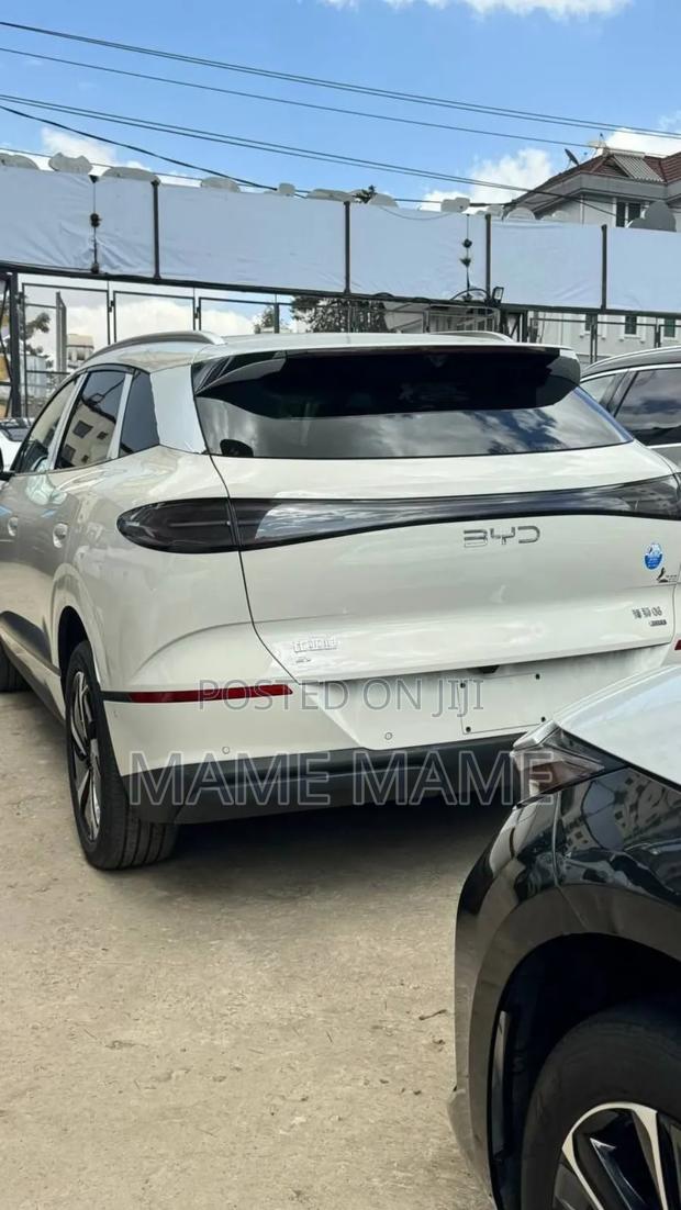 New BYD Sealion 7 EV 2025 White