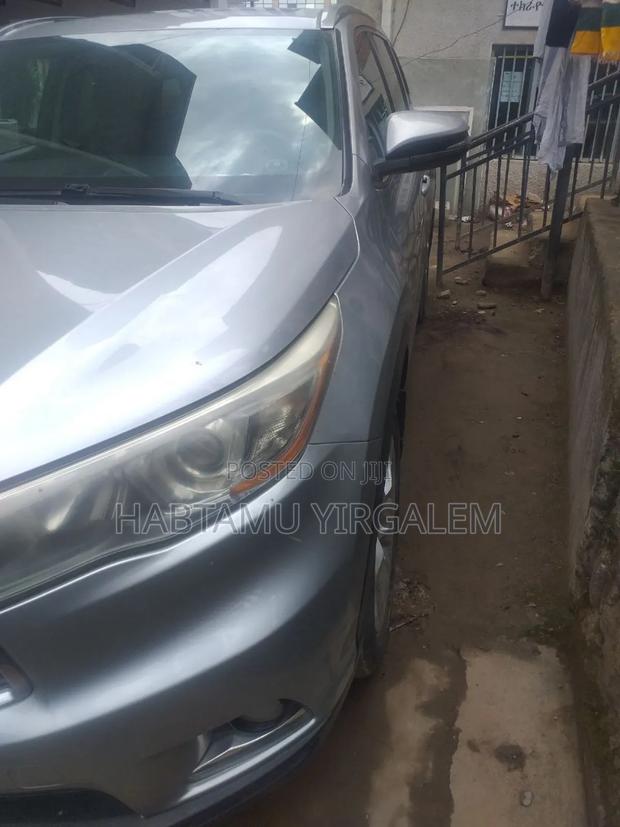 Toyota Highlander Limited V6 4x4 (3.5L 6cyl 6A) 2016 Silver