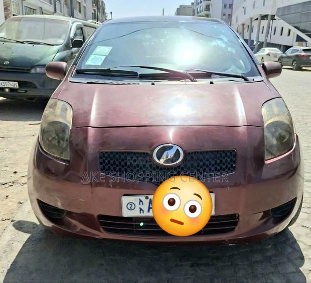 Toyota Yaris 2005 Gray