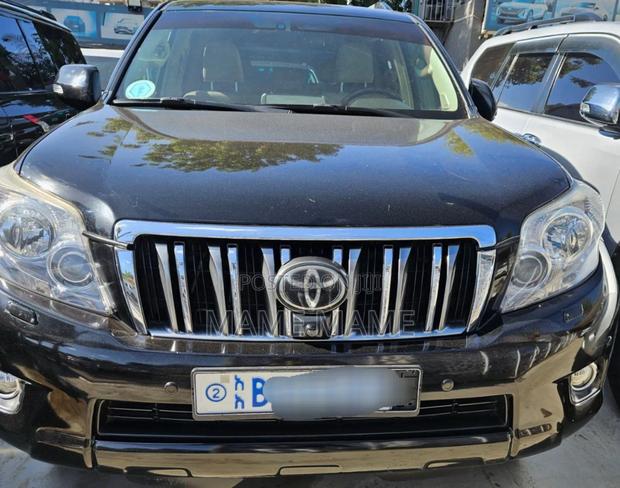 Toyota Land Cruiser Prado 2014 Black