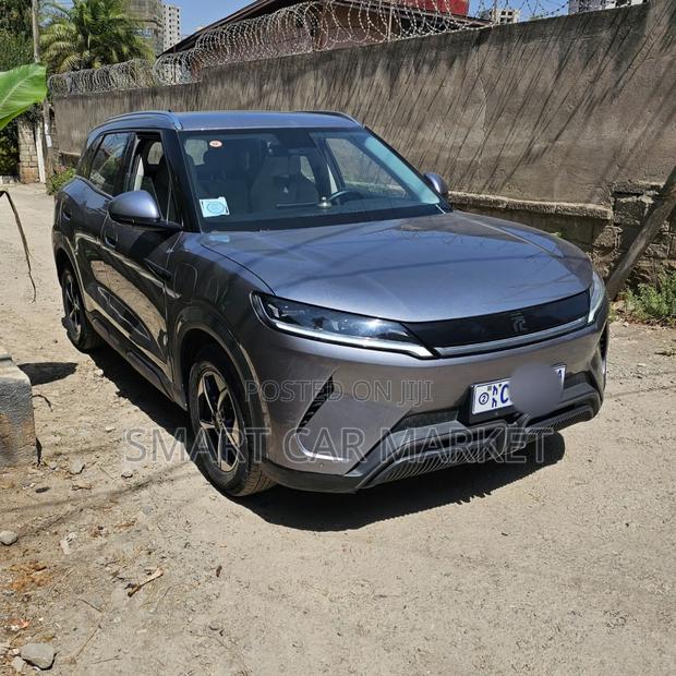 BYD Yuan Up 2024 Silver