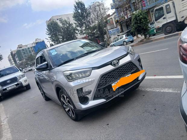 Toyota Raize 2022 Silver