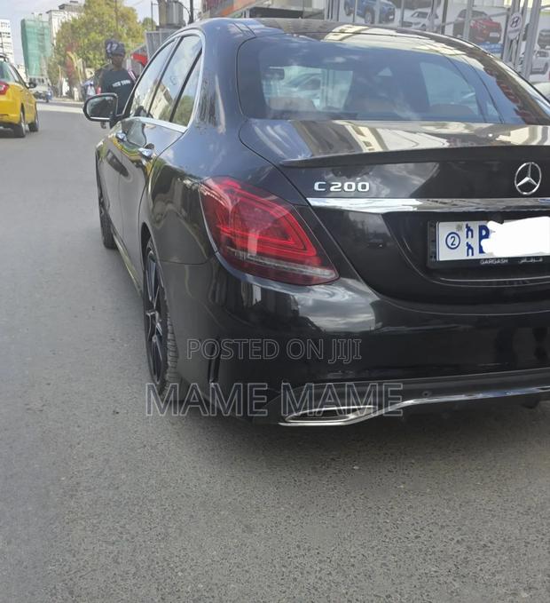 Mercedes-Benz C200 2018 Black