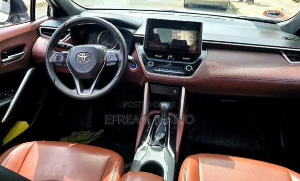 Toyota Corolla 2022 White