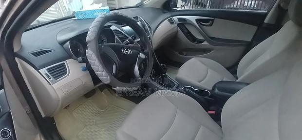 Hyundai Elantra 2015 Gray