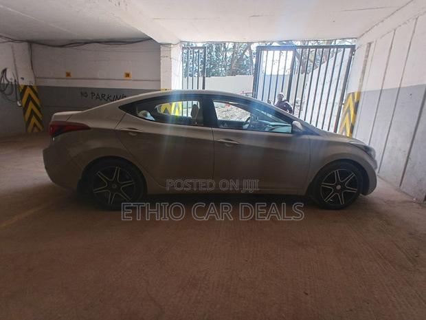 Hyundai Elantra 2015 White