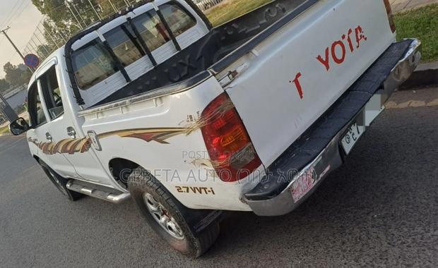 Toyota Hilux 2010