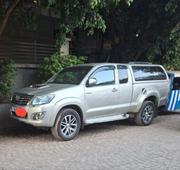 Toyota Hilux 2014 Gray for sale