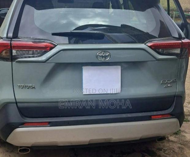 Toyota RAV4 2023 Green