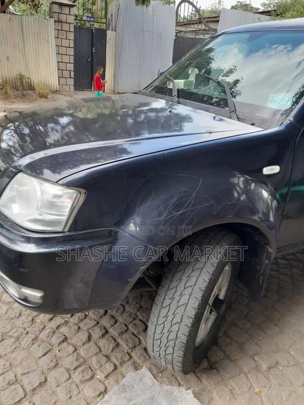Tata Xenon 2014 Black