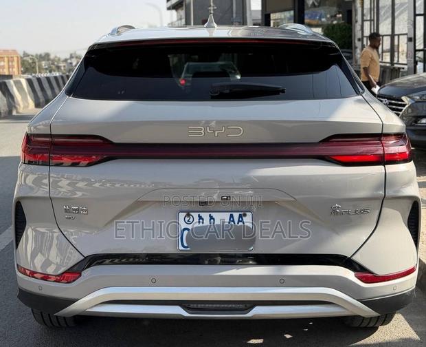 BYD Song Plus EV FWD 2024 Ivory