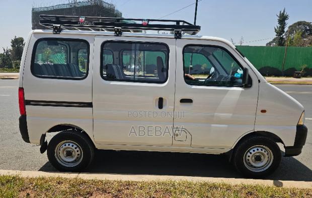 Suzuki Eeco 2025 White