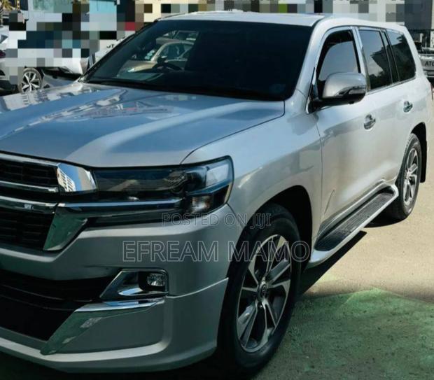 Toyota Land Cruiser 2009 Silver