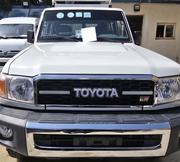 Toyota Land Cruiser 2015 White for sale