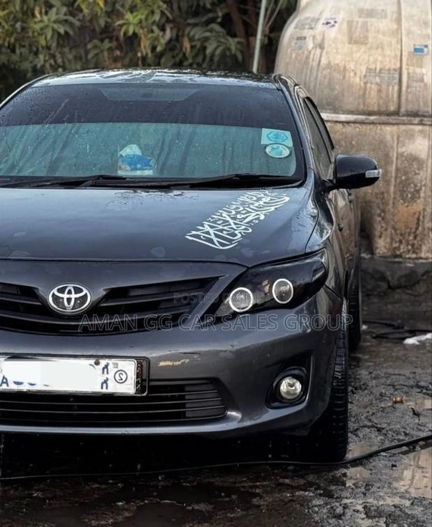 Toyota Corolla 2012 Black