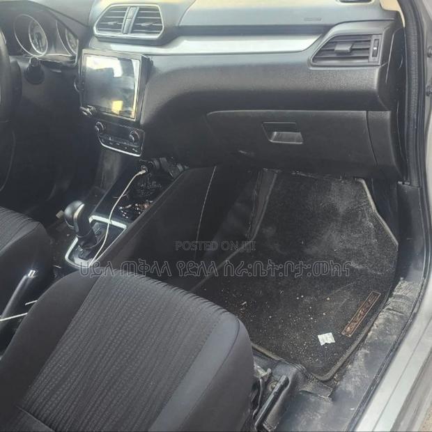 Suzuki Dzire 2022 Gray