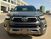 Toyota Hilux 2021 Gray for sale