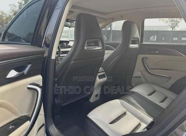 Bestune T77 1.2 FWD 2021 Brown