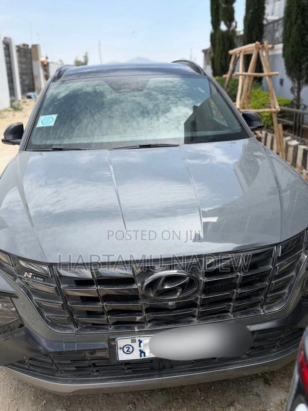 Hyundai Tucson N Line 2023 Gray