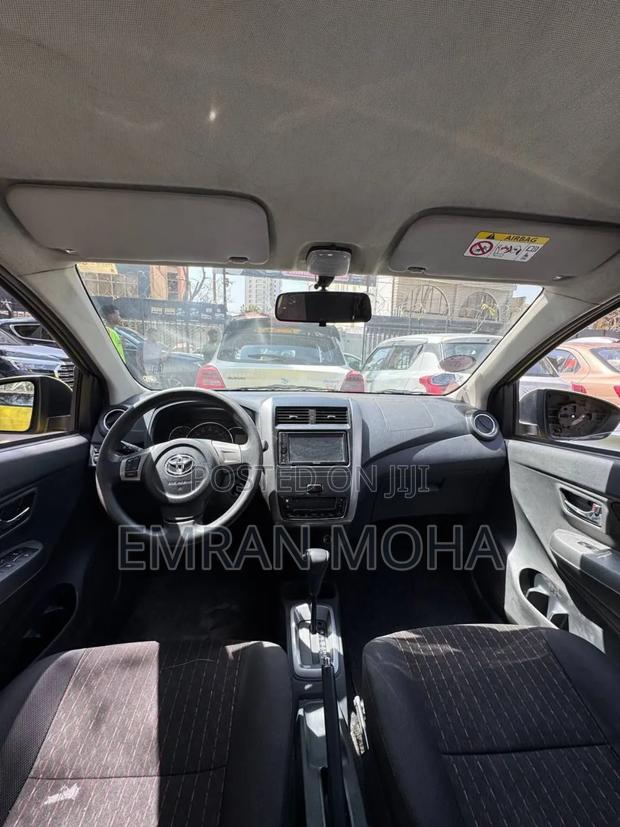 Toyota Agya 2021 Yellow