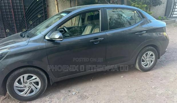 Hyundai I10 2022 Gray