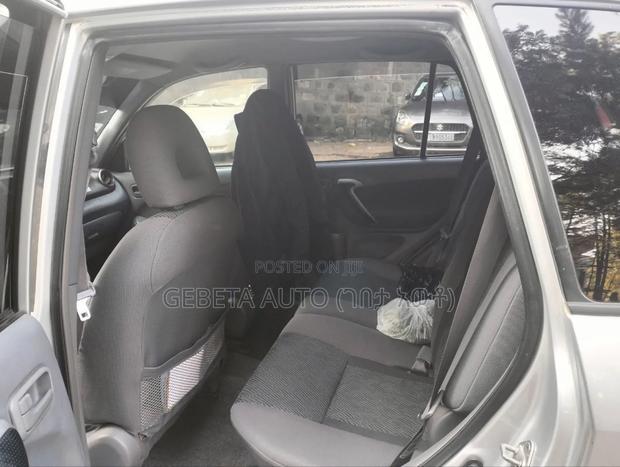 Toyota RAV4 2005 Silver