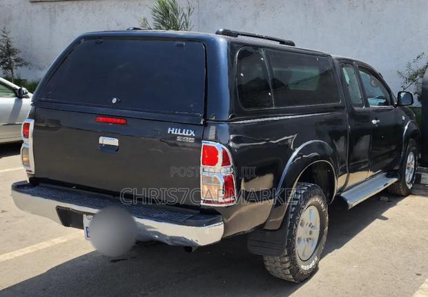 Toyota Hilux 2.5 D-4D SRX 2010 Black