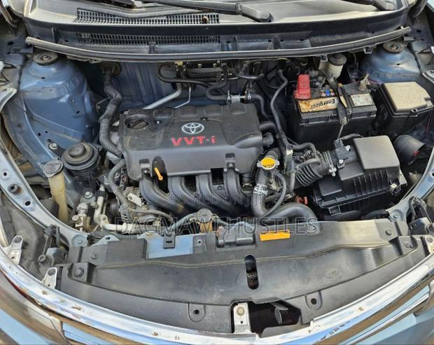 Toyota Yaris 2014 Blue