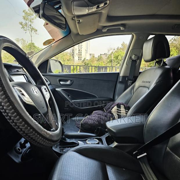 Hyundai Santa Fe 2014 Gray