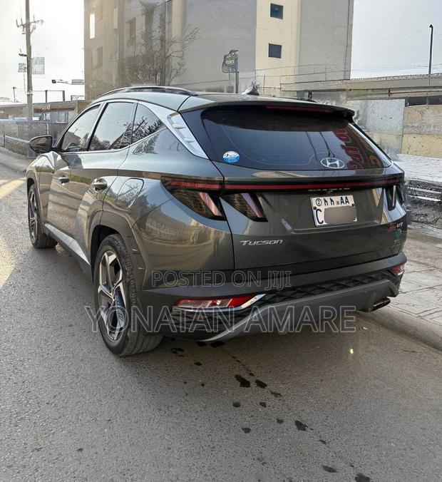 Hyundai Tucson 2023 Gray