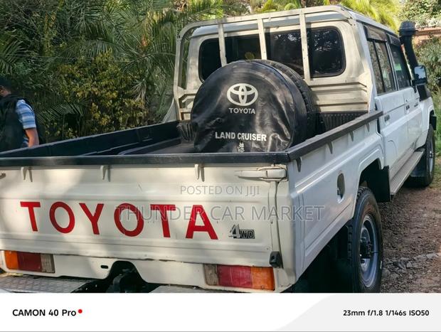 Toyota Land Cruiser 2018 White