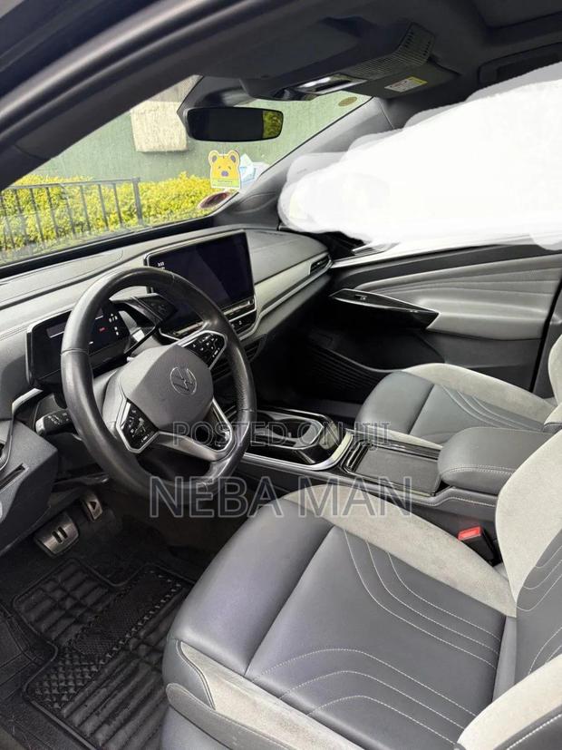 Volkswagen ID.4 2022 Gray