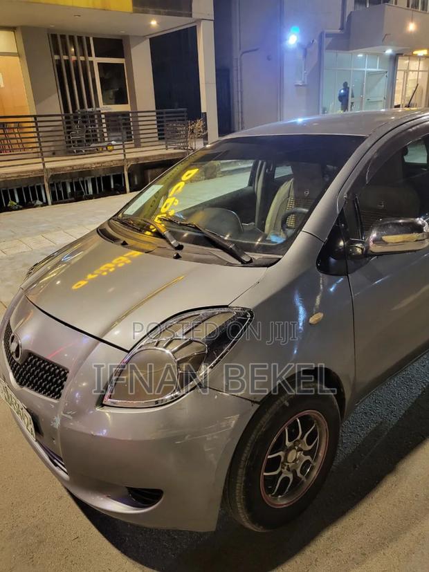 Toyota Yaris 2007 Gray