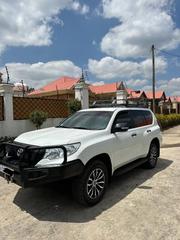 Toyota Land Cruiser Prado 2.8 2019 White for sale