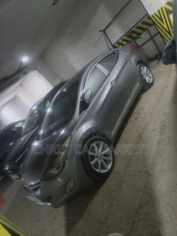 Hyundai Avante 2015 Gray