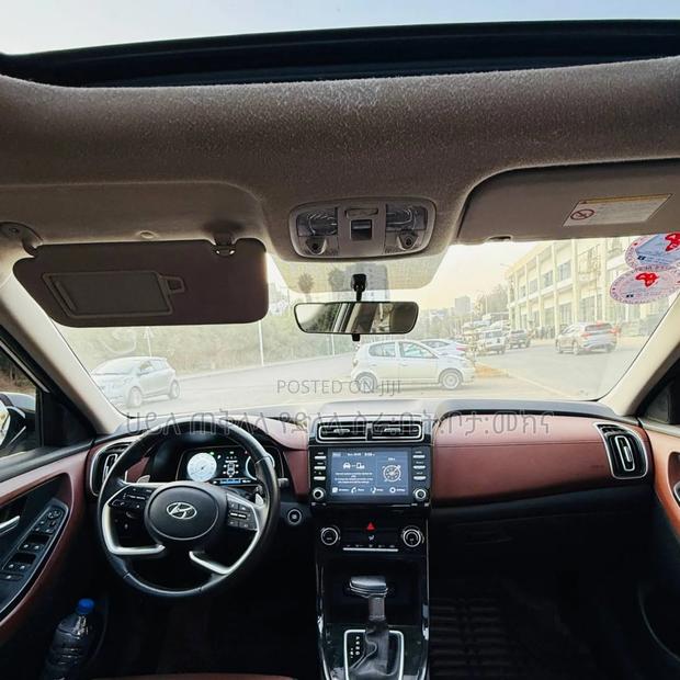 Hyundai Creta 2023 White