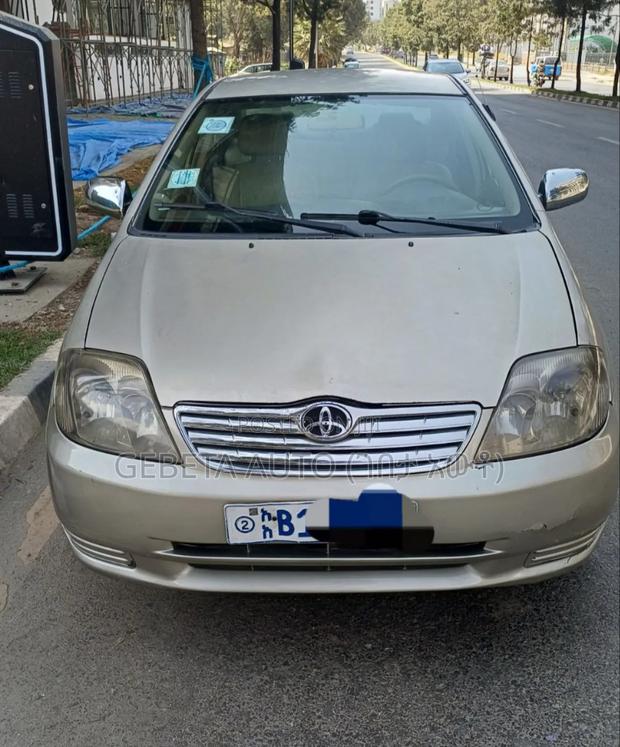 Toyota Corolla 2003 Gold