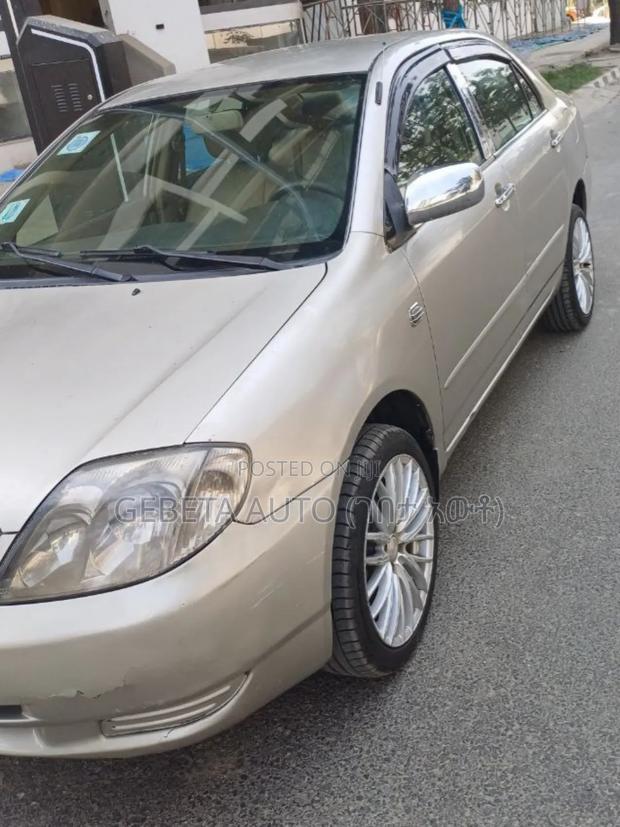 Toyota Corolla 2003 Gold