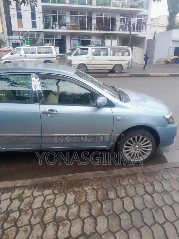 Toyota Corolla 2005 Silver