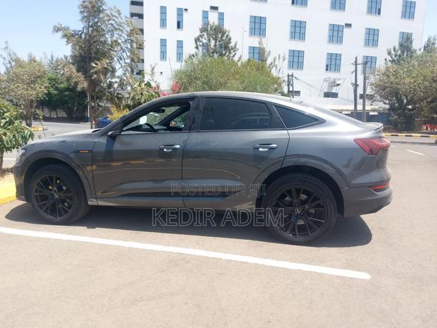 New Audi Q8 2024 Silver